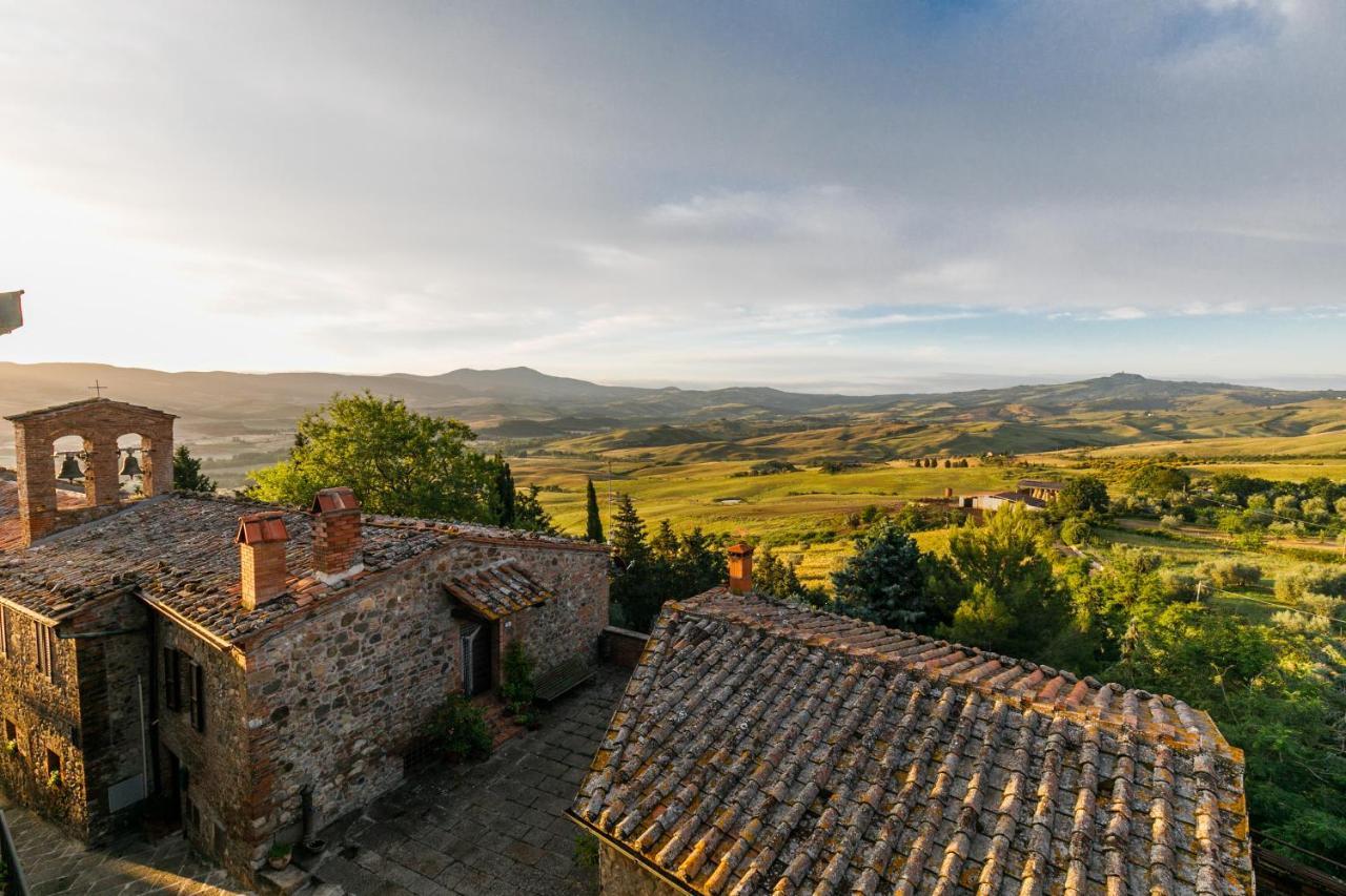 Noi2+2 Vacanze - App. Andrea Contignano Bagian luar foto
