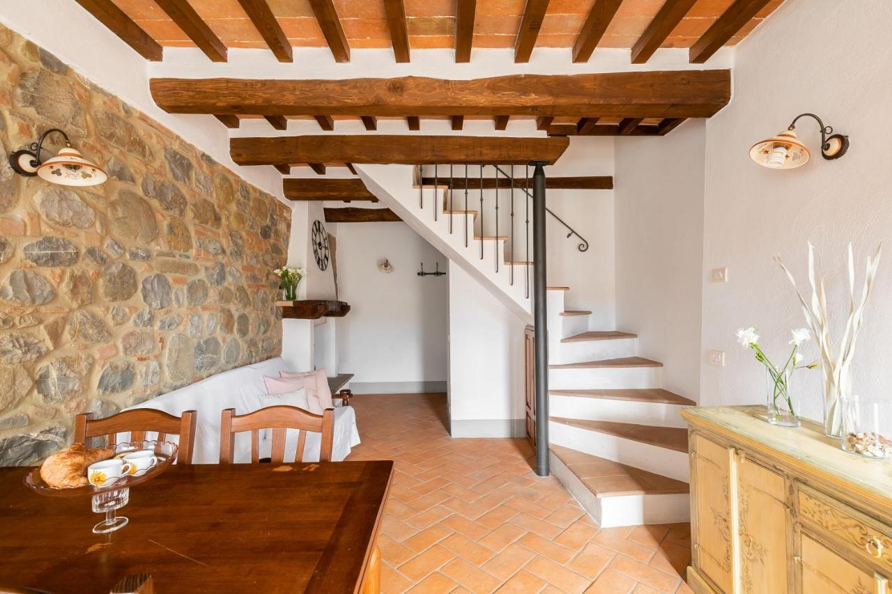 Noi2+2 Vacanze - App. Andrea Contignano Bagian luar foto